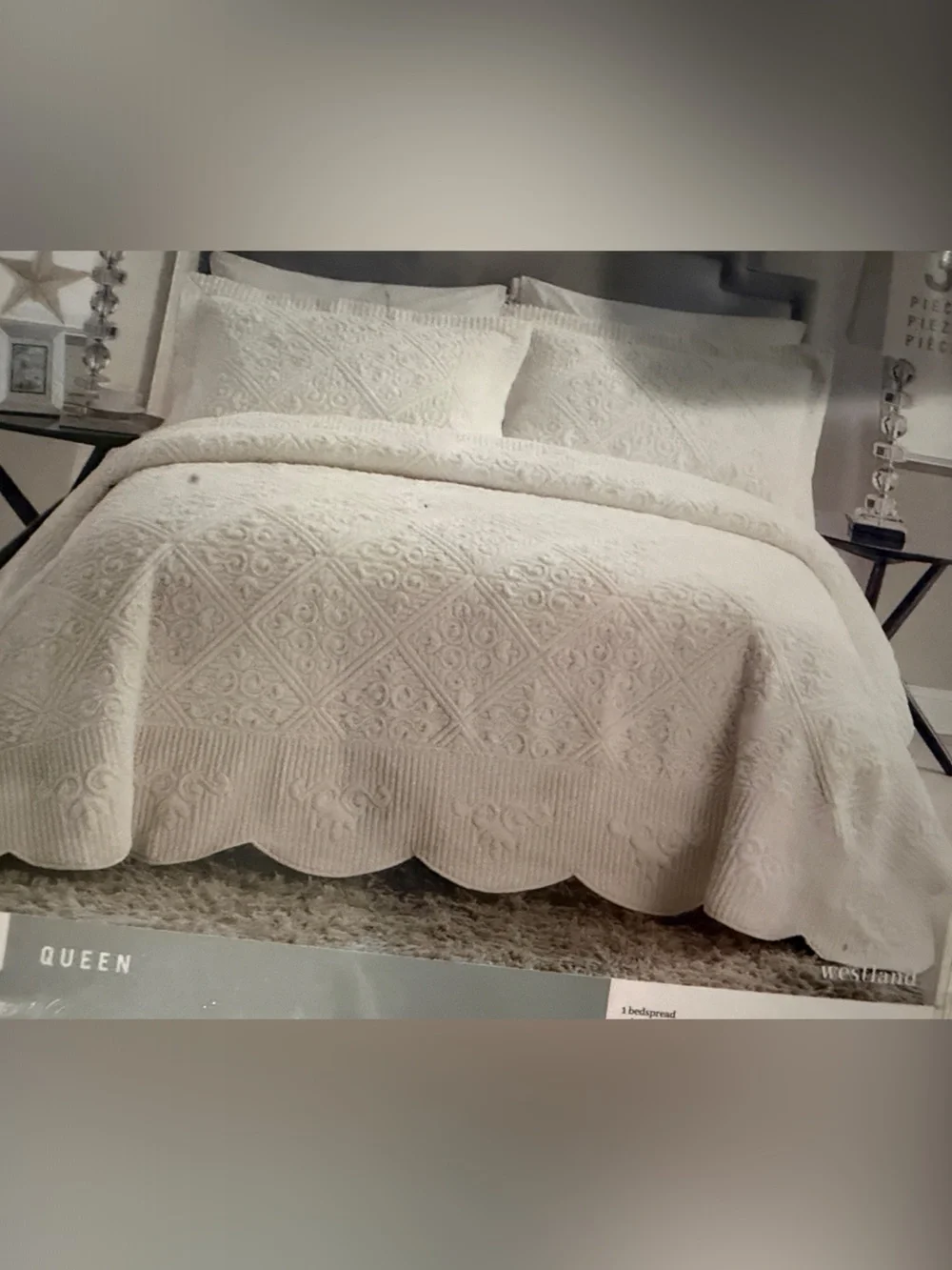 VCNY Westland 3pc Ivory Queen Bedspread Set - NEW IN PACKAGING